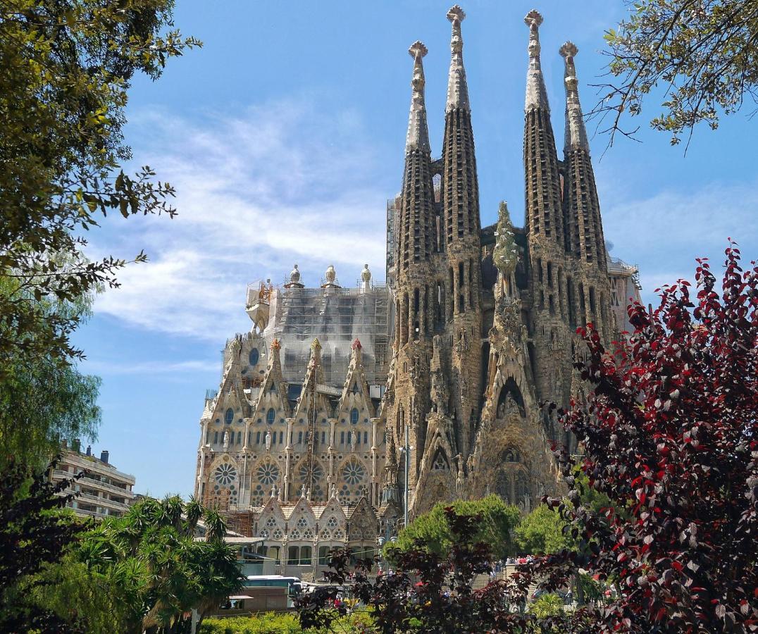 Miquel Angel - Apartments Next To Camp Nou Barcelona Exterior photo